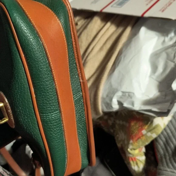 Beautiful green vintage Dooney and Bourke bag - Picture 6 of 6